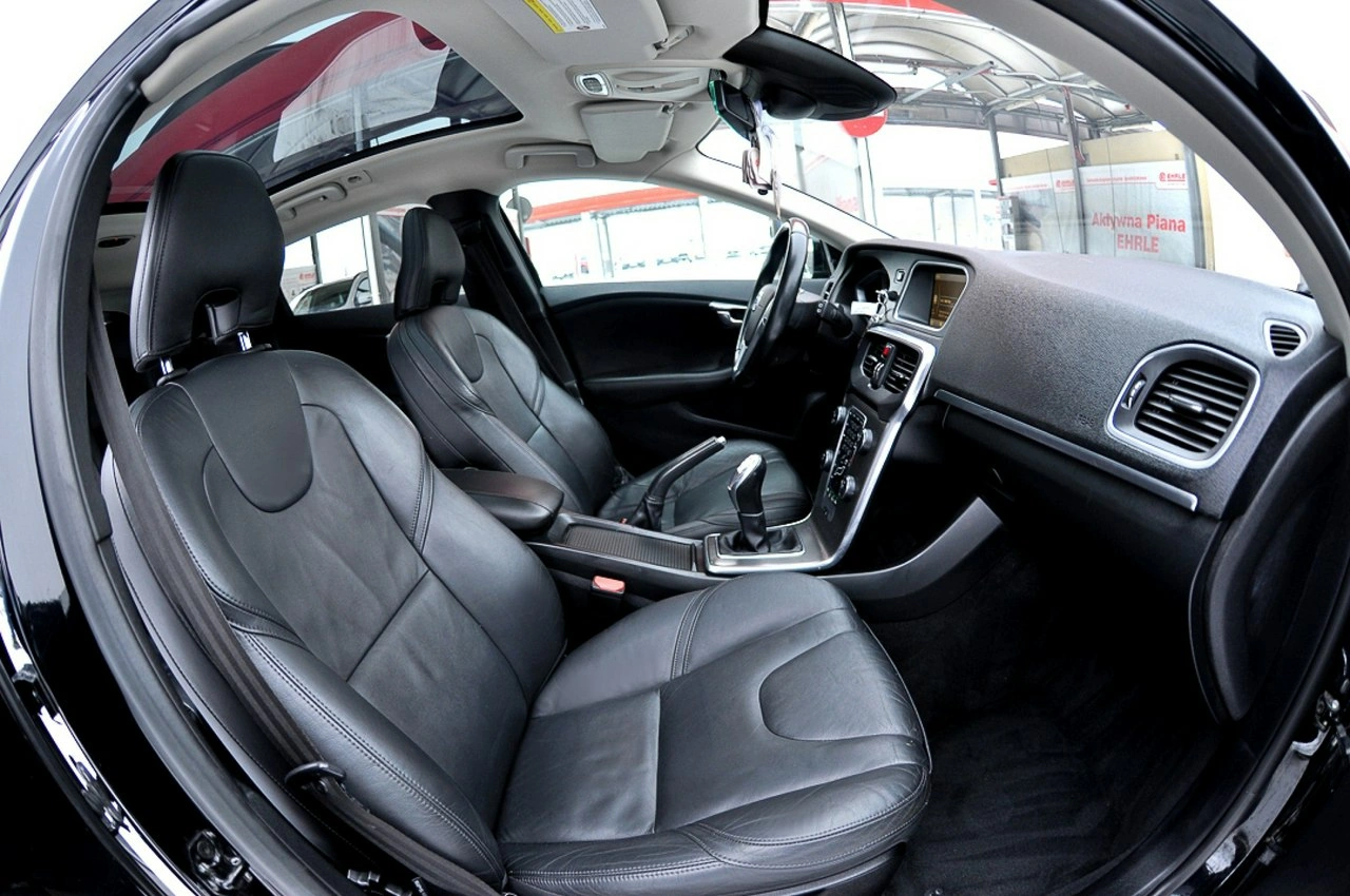 Volvo V40 - Zdjęcie 7