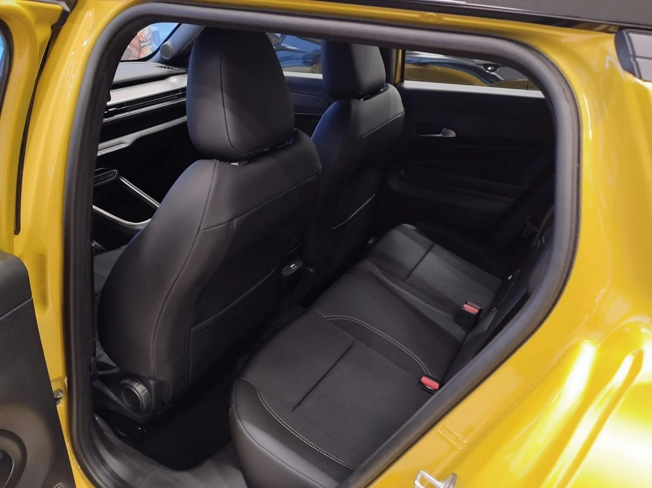 Jeep Avenger - Zdjęcie 8