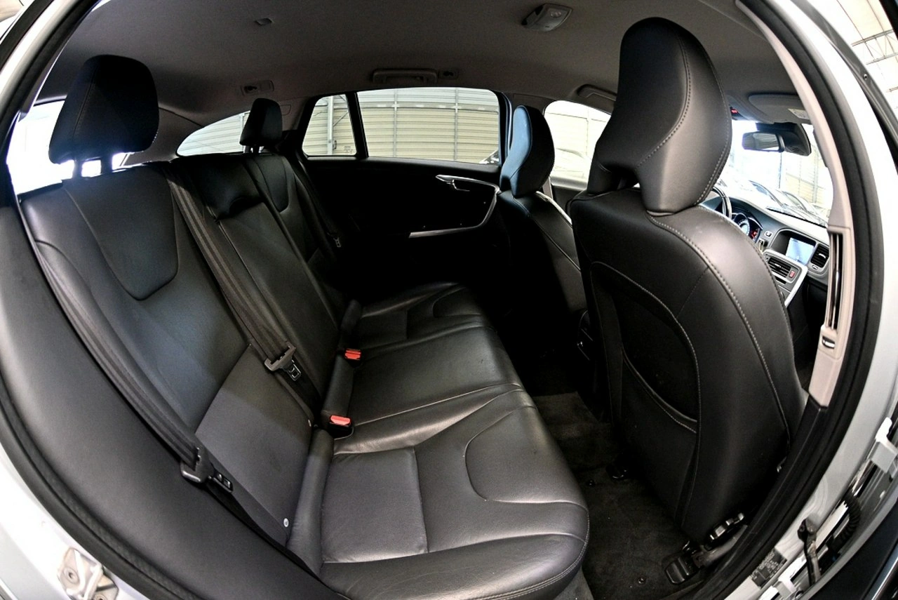 Volvo V60 Cross Country - Zdjęcie 9
