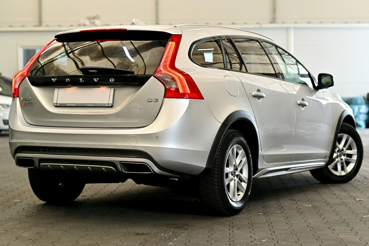 Volvo V60 Cross Country - Zdjęcie 31