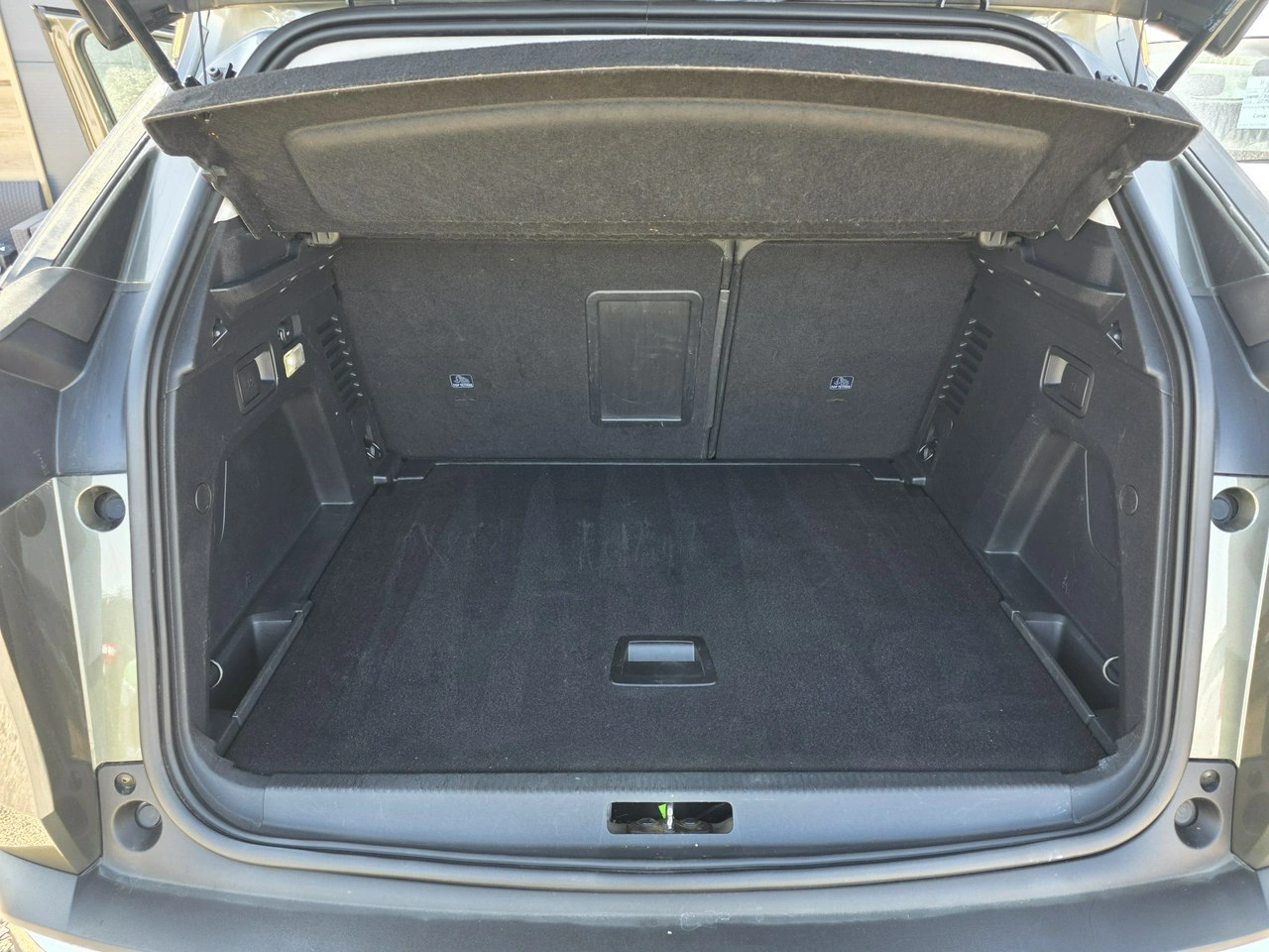 Peugeot 3008 - Zdjęcie 20