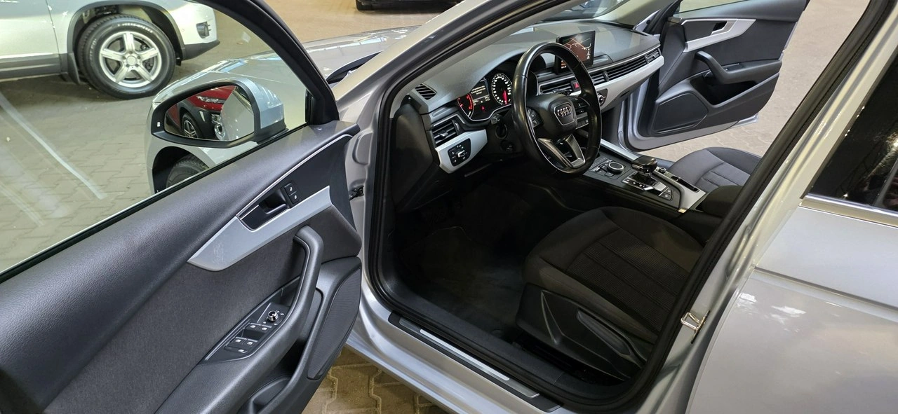 Audi A4 - Zdjęcie 10