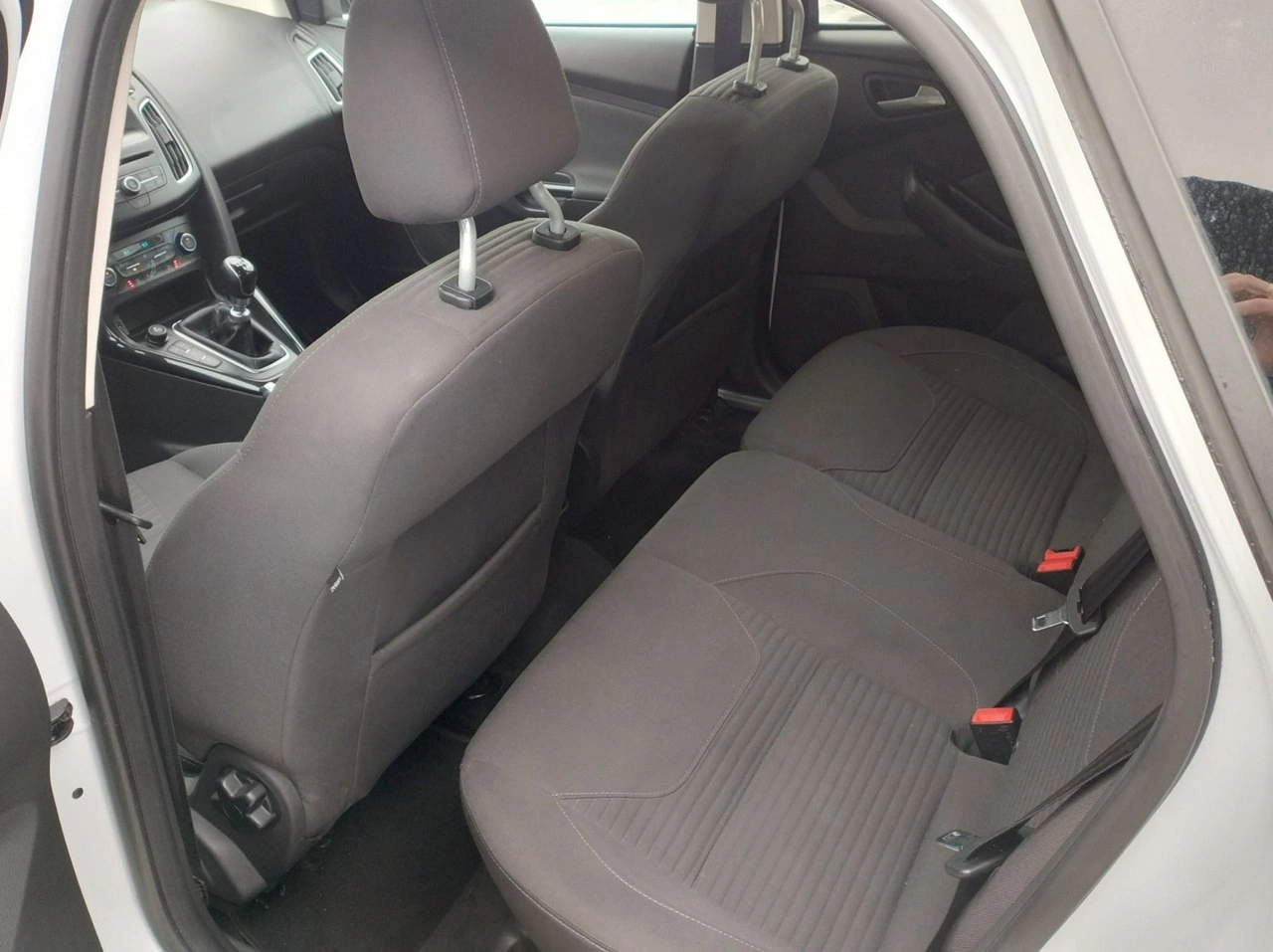 Ford Focus - Zdjęcie 9