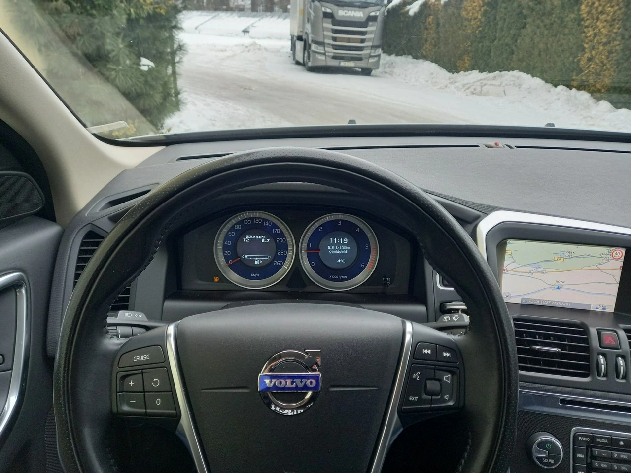Volvo XC 60 - Zdjęcie 31