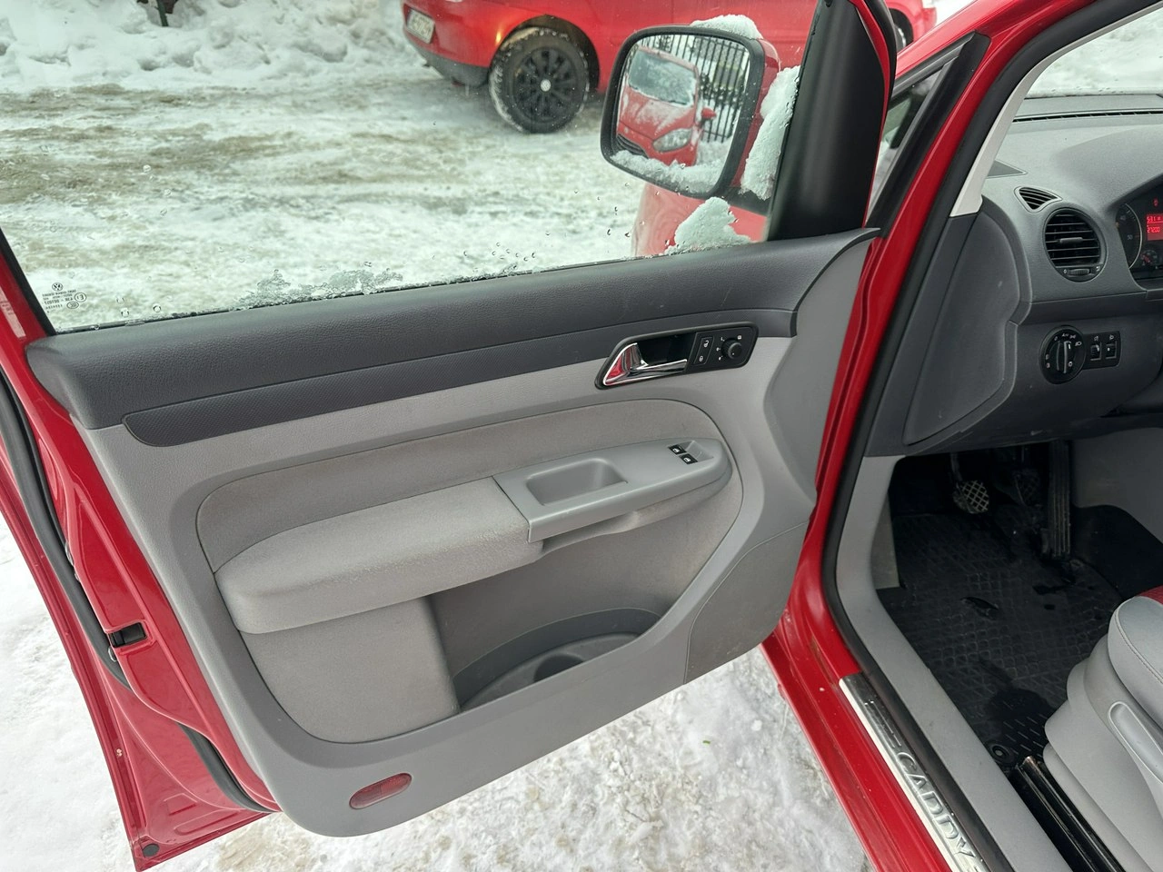 Volkswagen Caddy - Zdjęcie 9