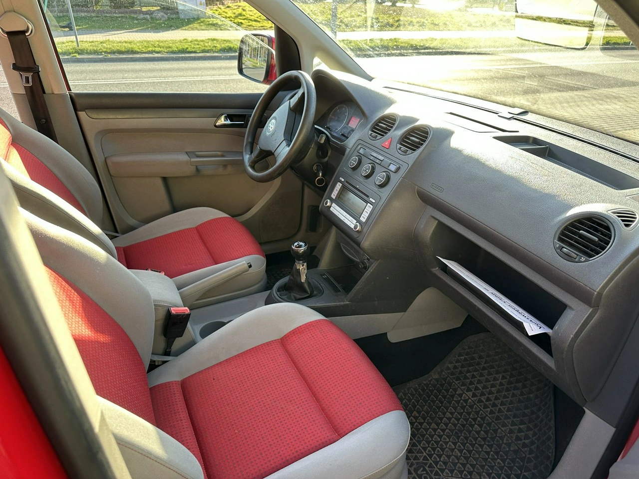 Volkswagen Caddy - Zdjęcie 16