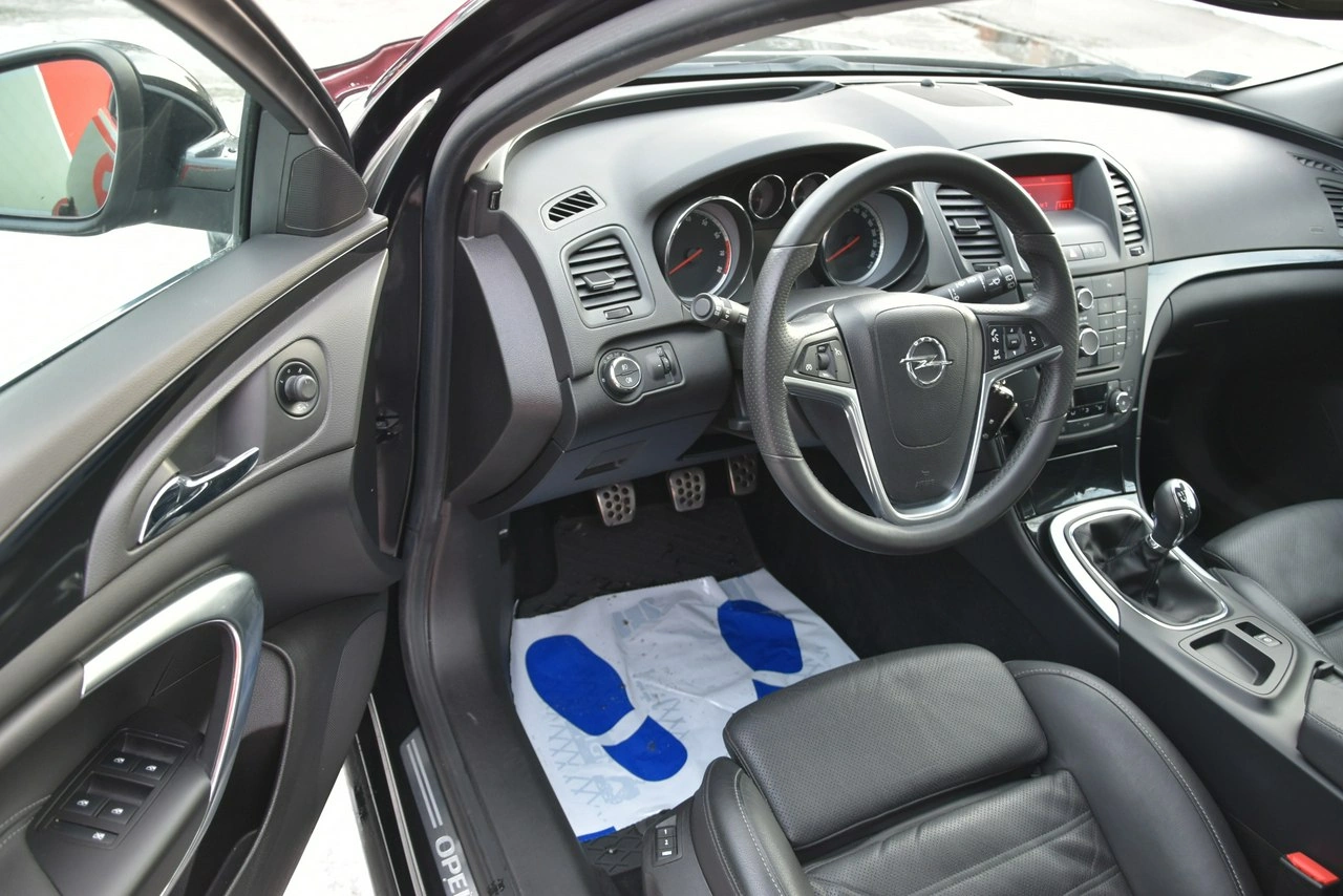 Opel Insignia - Zdjęcie 11