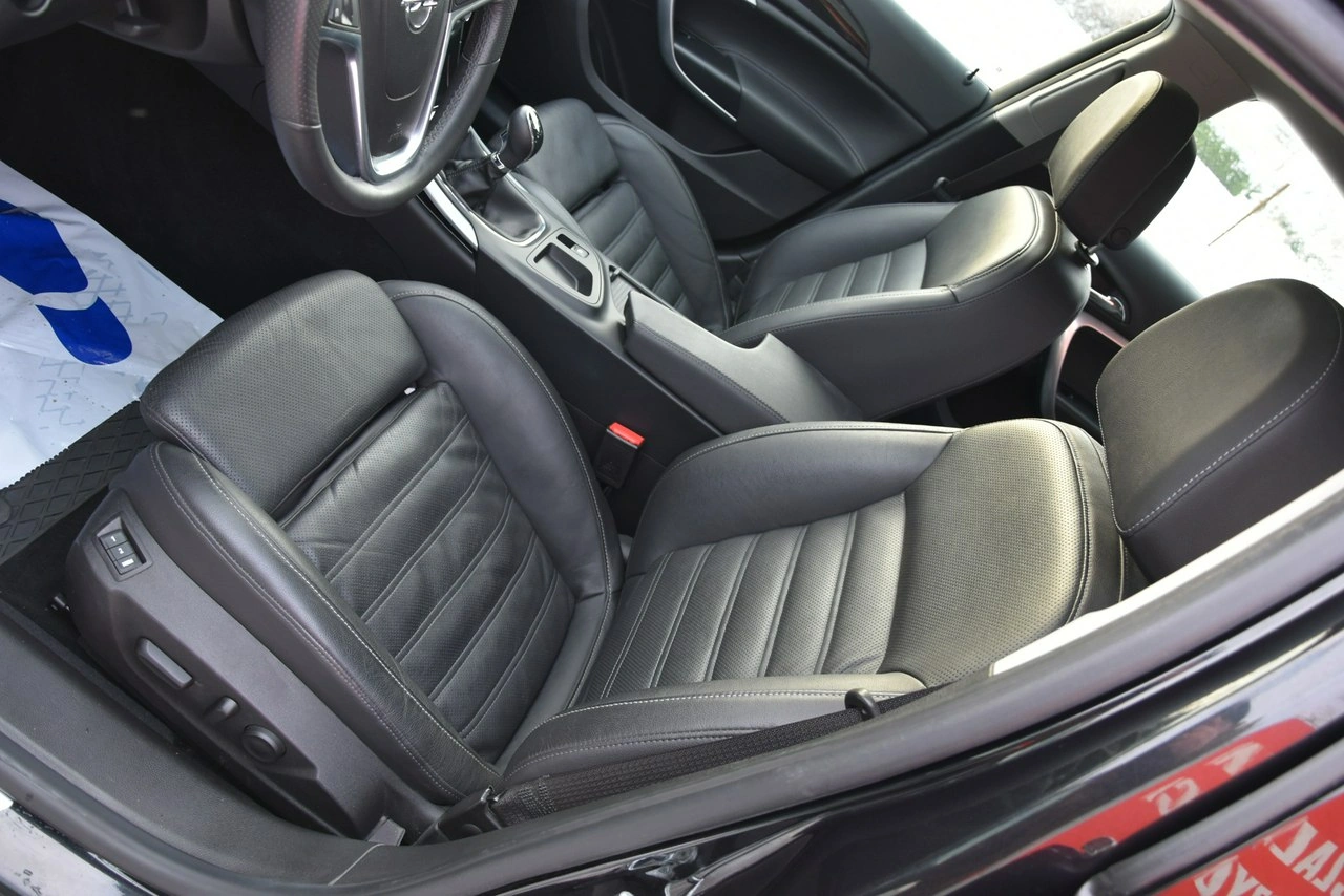 Opel Insignia - Zdjęcie 19