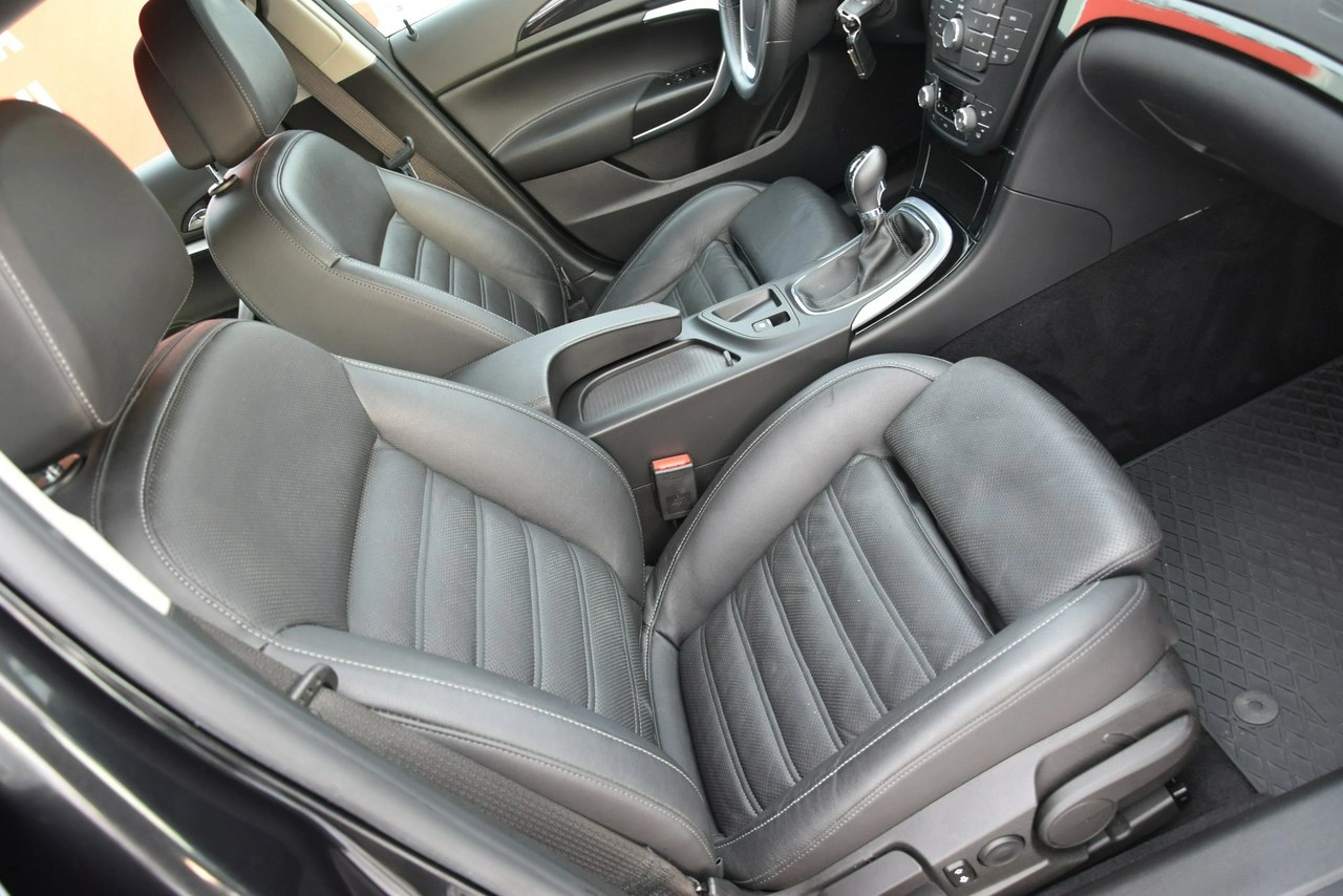 Opel Insignia - Zdjęcie 8