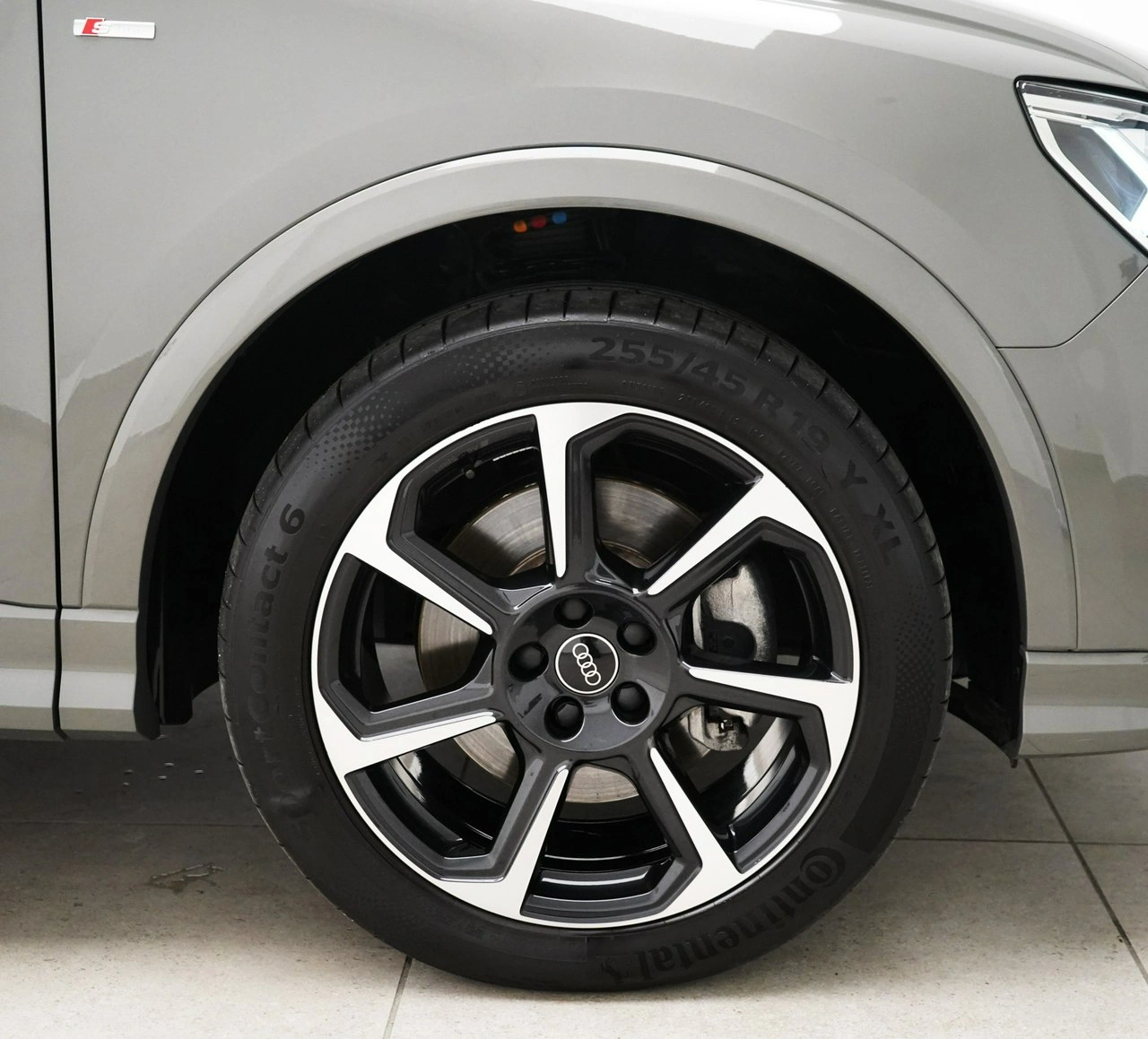 Audi Q3 - Zdjęcie 10