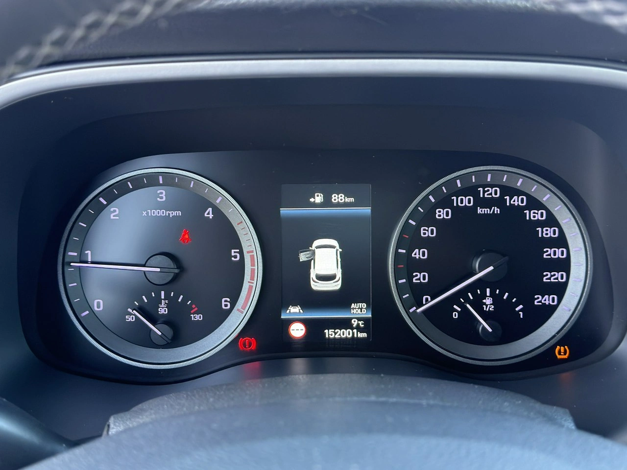 Hyundai Tucson - Zdjęcie 29