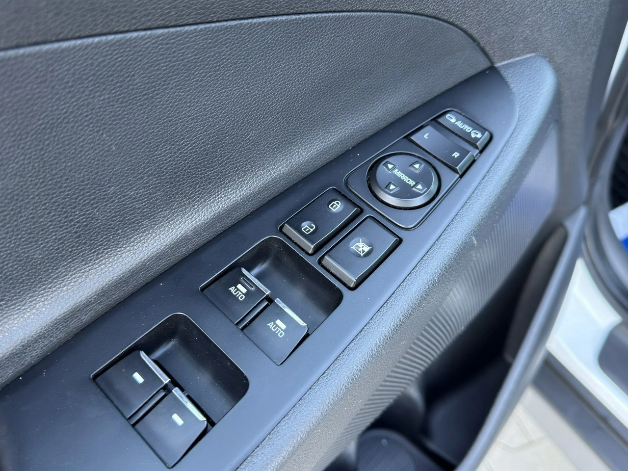 Hyundai Tucson - Zdjęcie 15