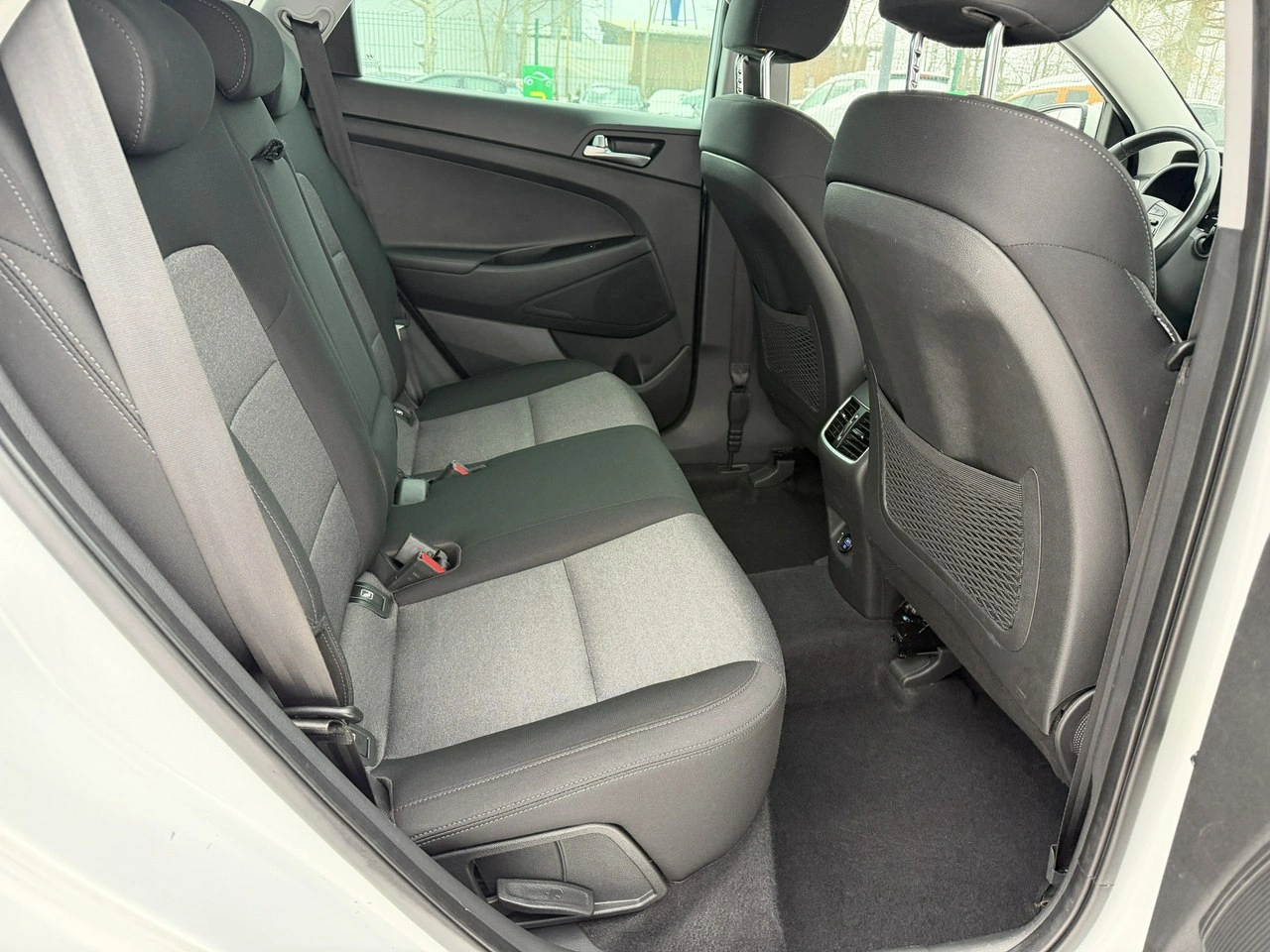 Hyundai Tucson - Zdjęcie 32