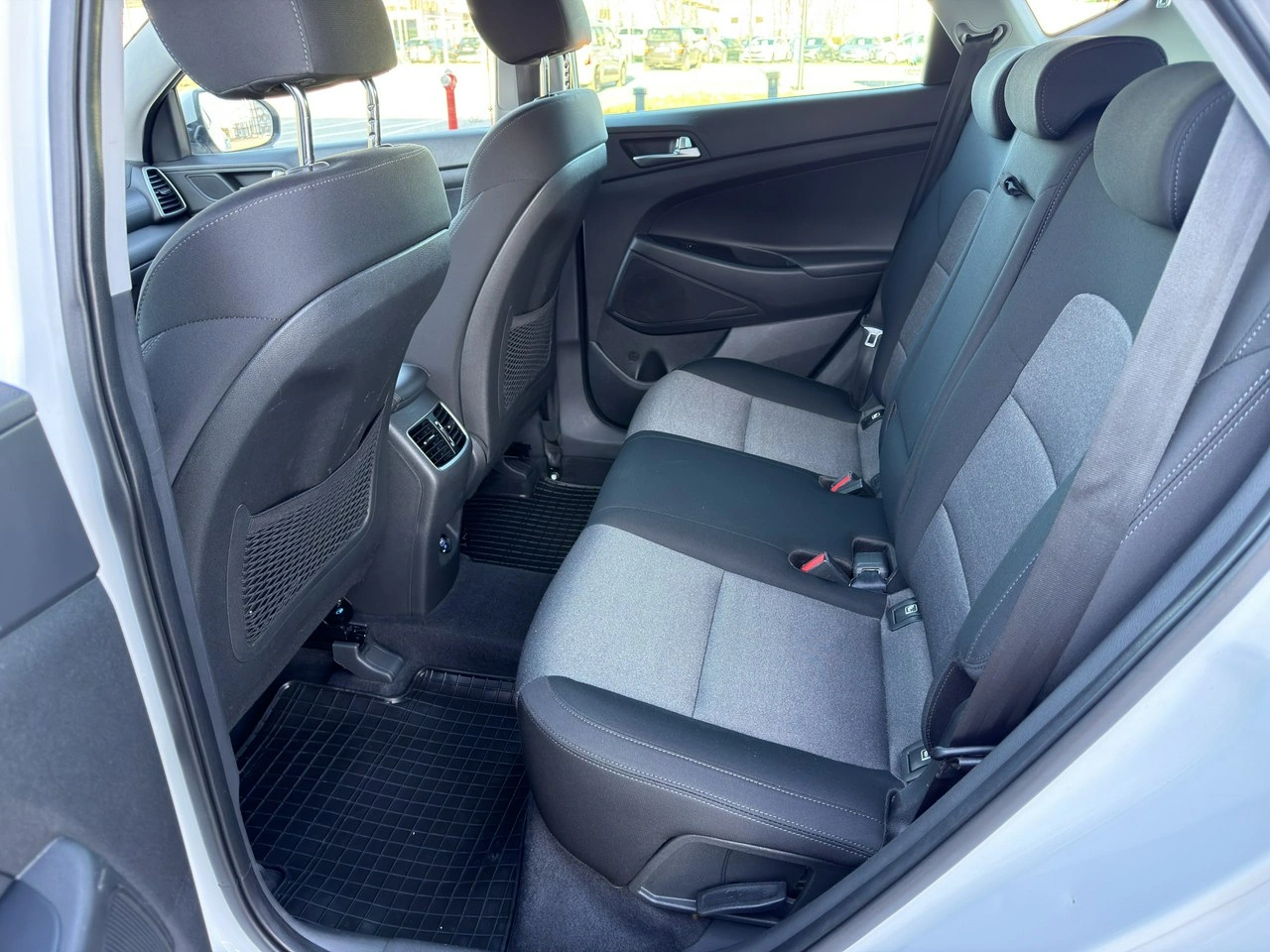 Hyundai Tucson - Zdjęcie 32