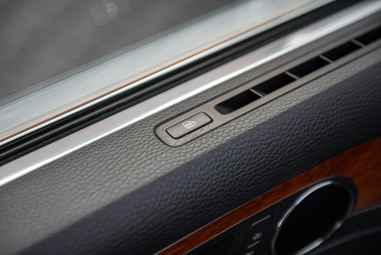 Volkswagen Phaeton - Zdjęcie 29