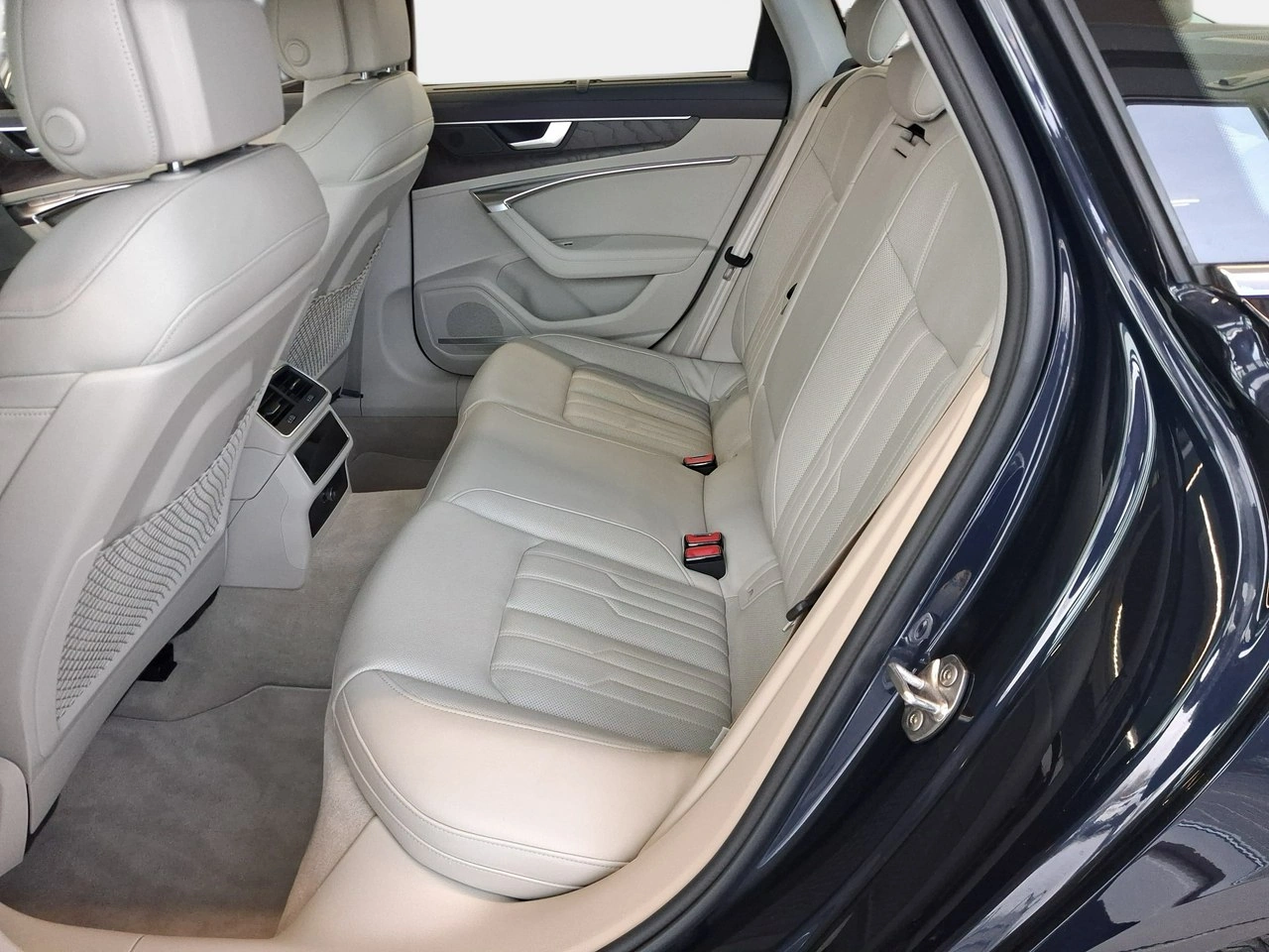 Audi A6 - Zdjęcie 9