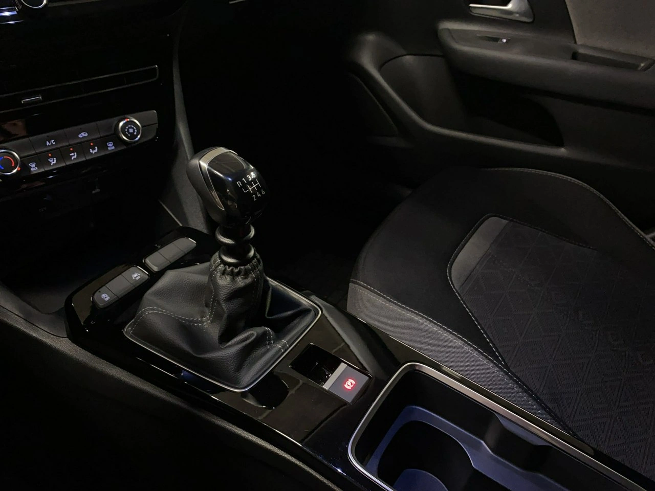 Opel Mokka - Zdjęcie 29