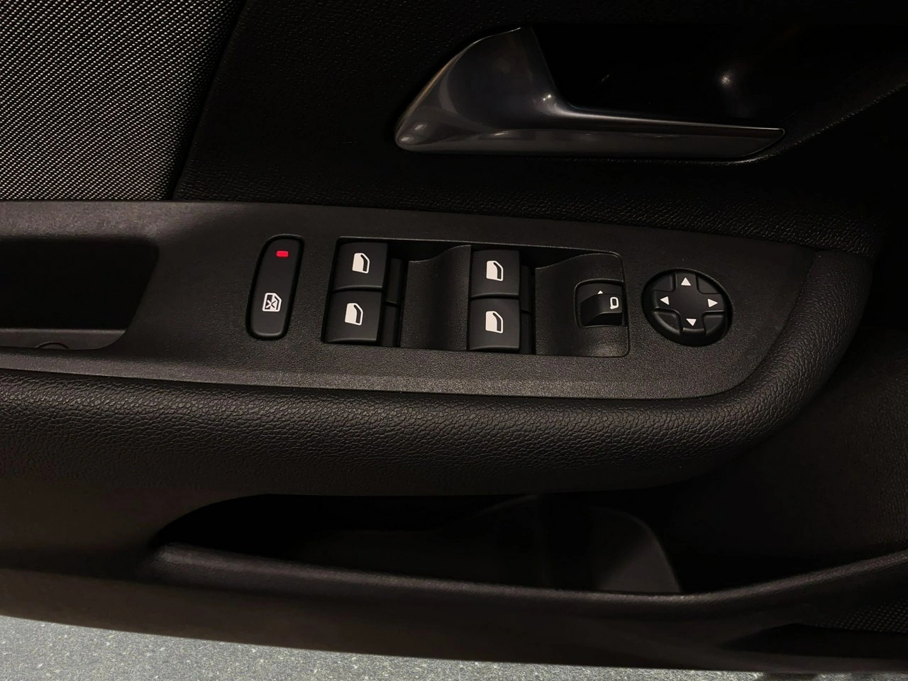 Opel Mokka - Zdjęcie 35