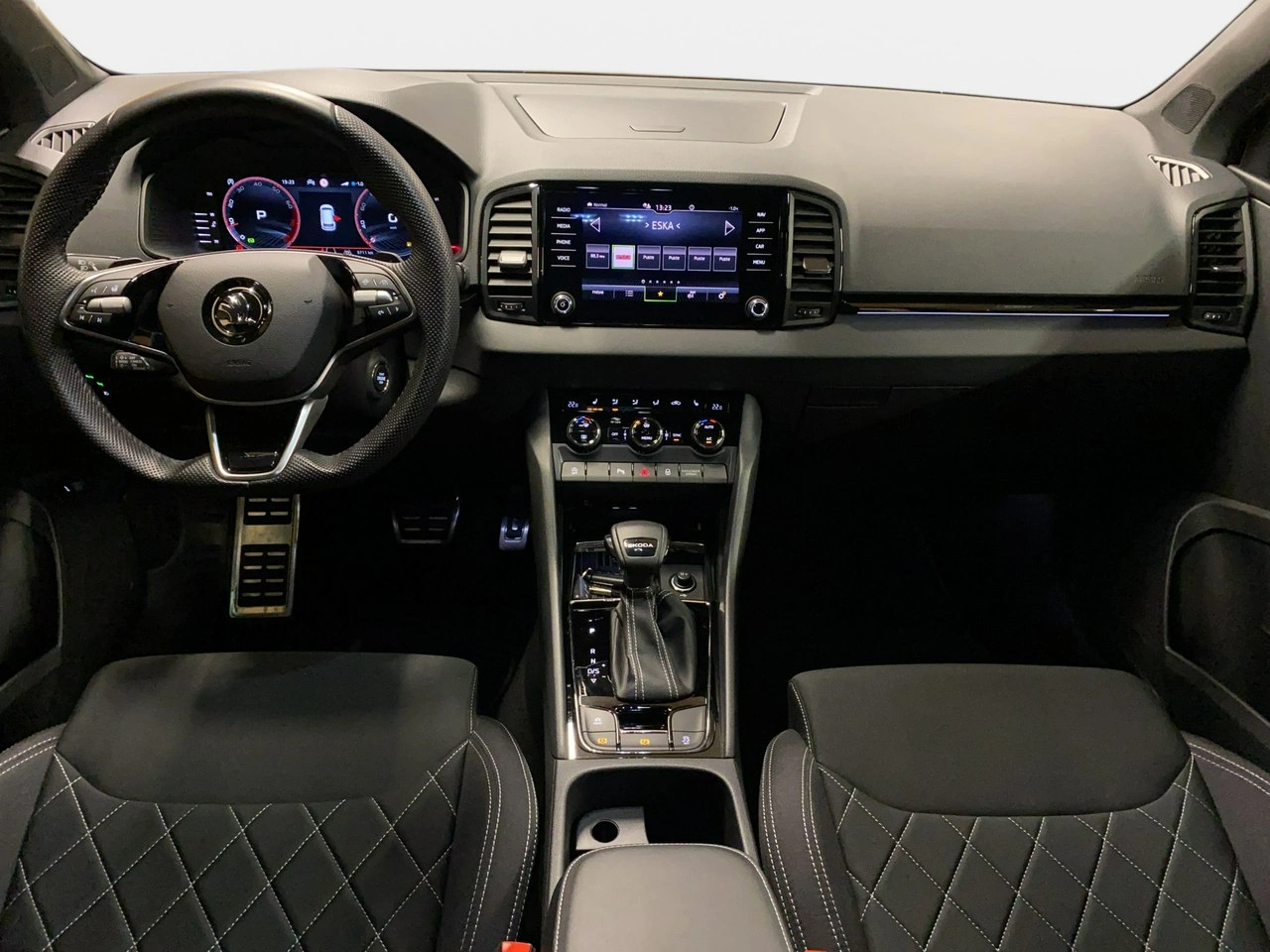 Skoda Karoq - Zdjęcie 18