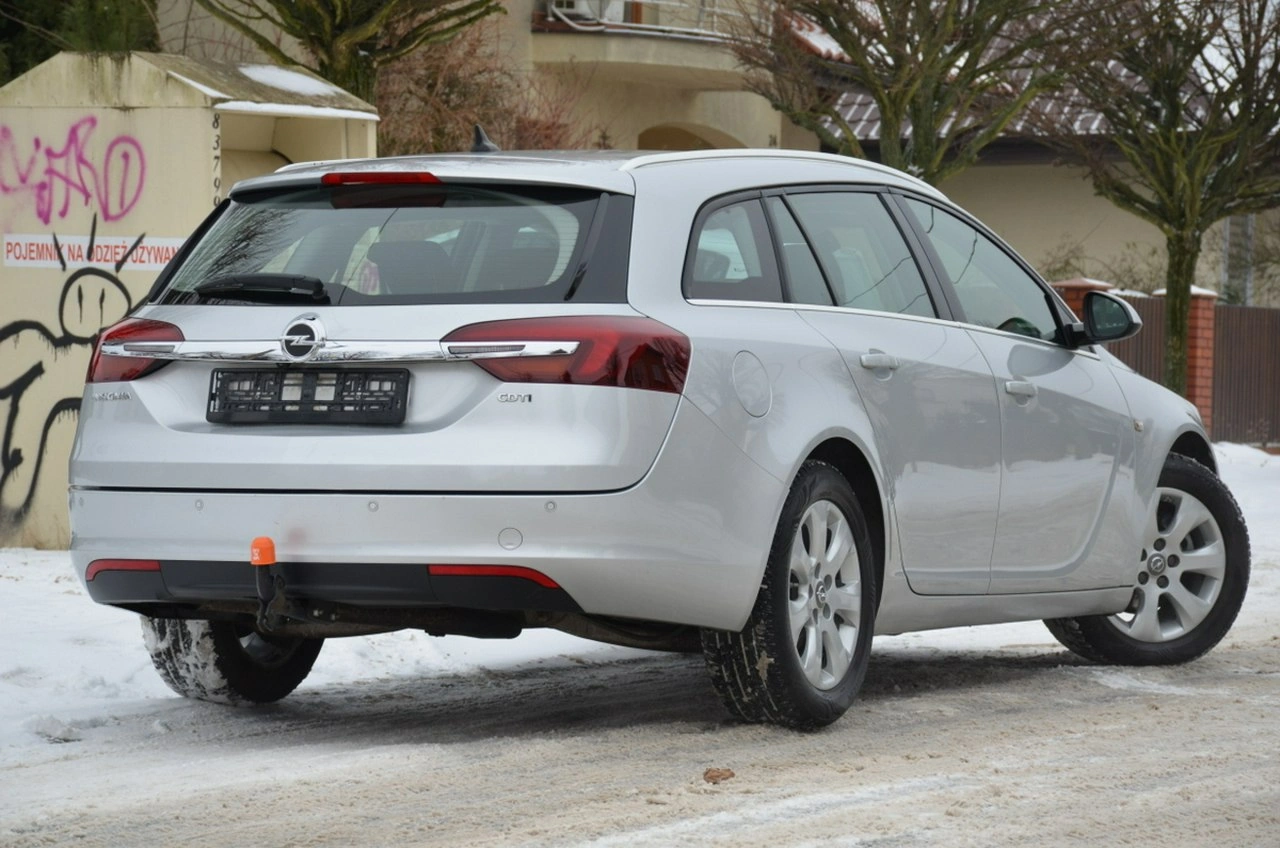 Opel Insignia - Zdjęcie 11