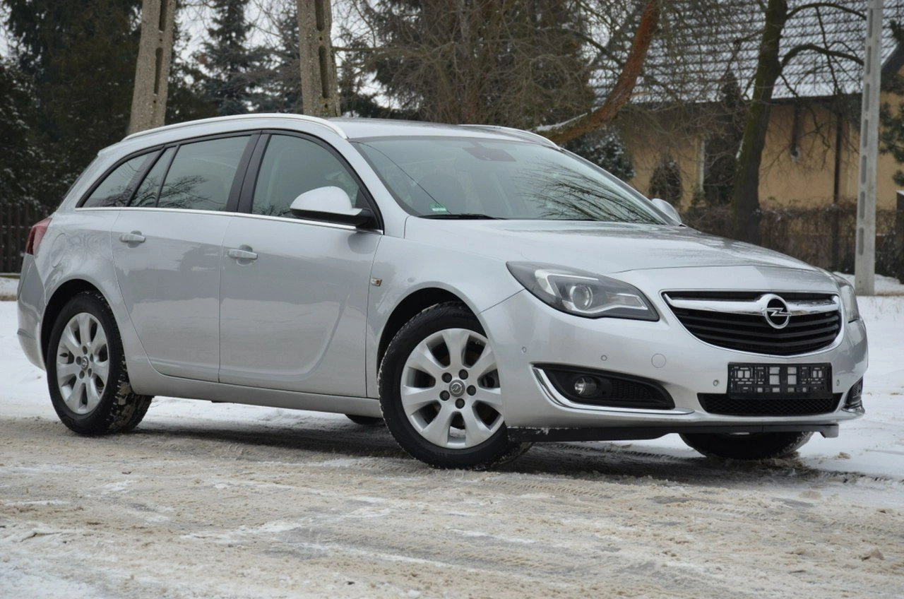 Opel Insignia - Zdjęcie 16