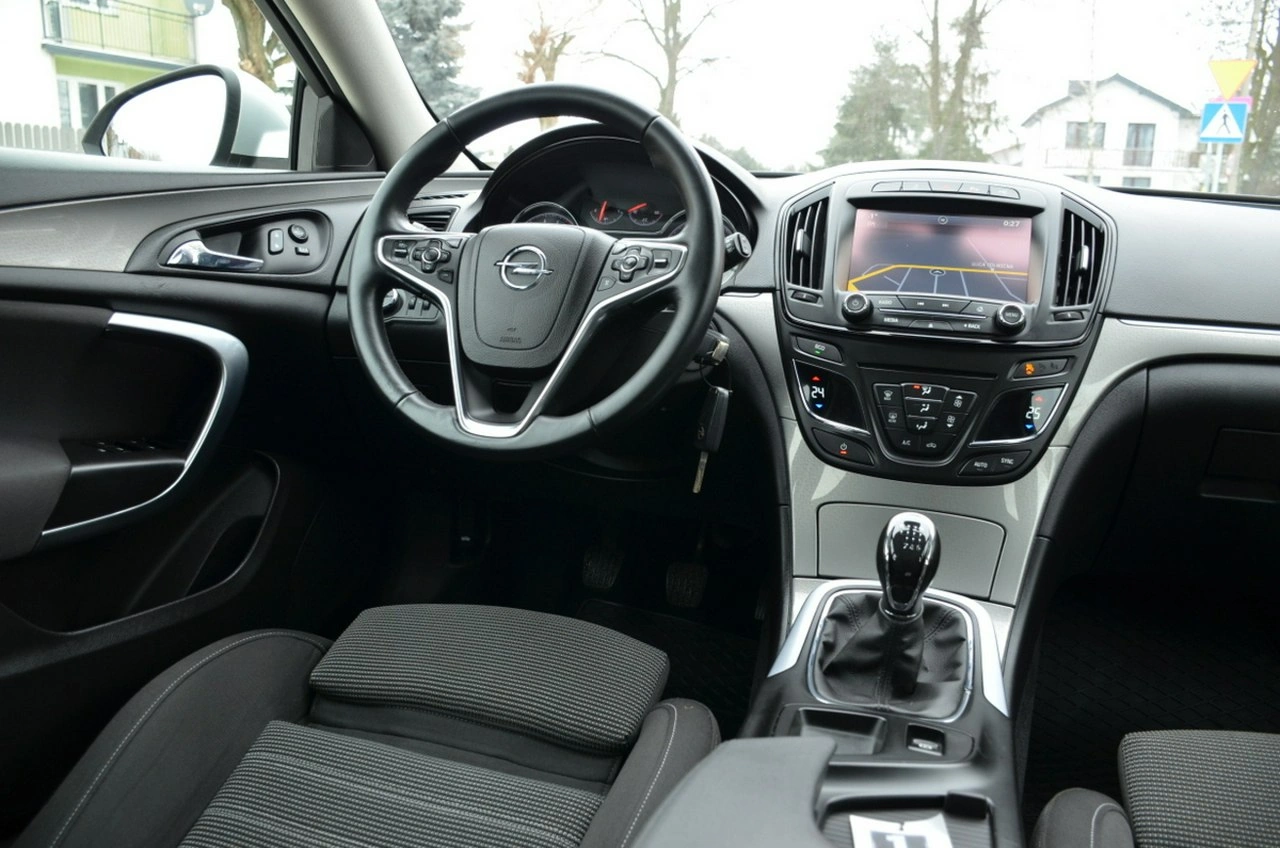 Opel Insignia - Zdjęcie 27