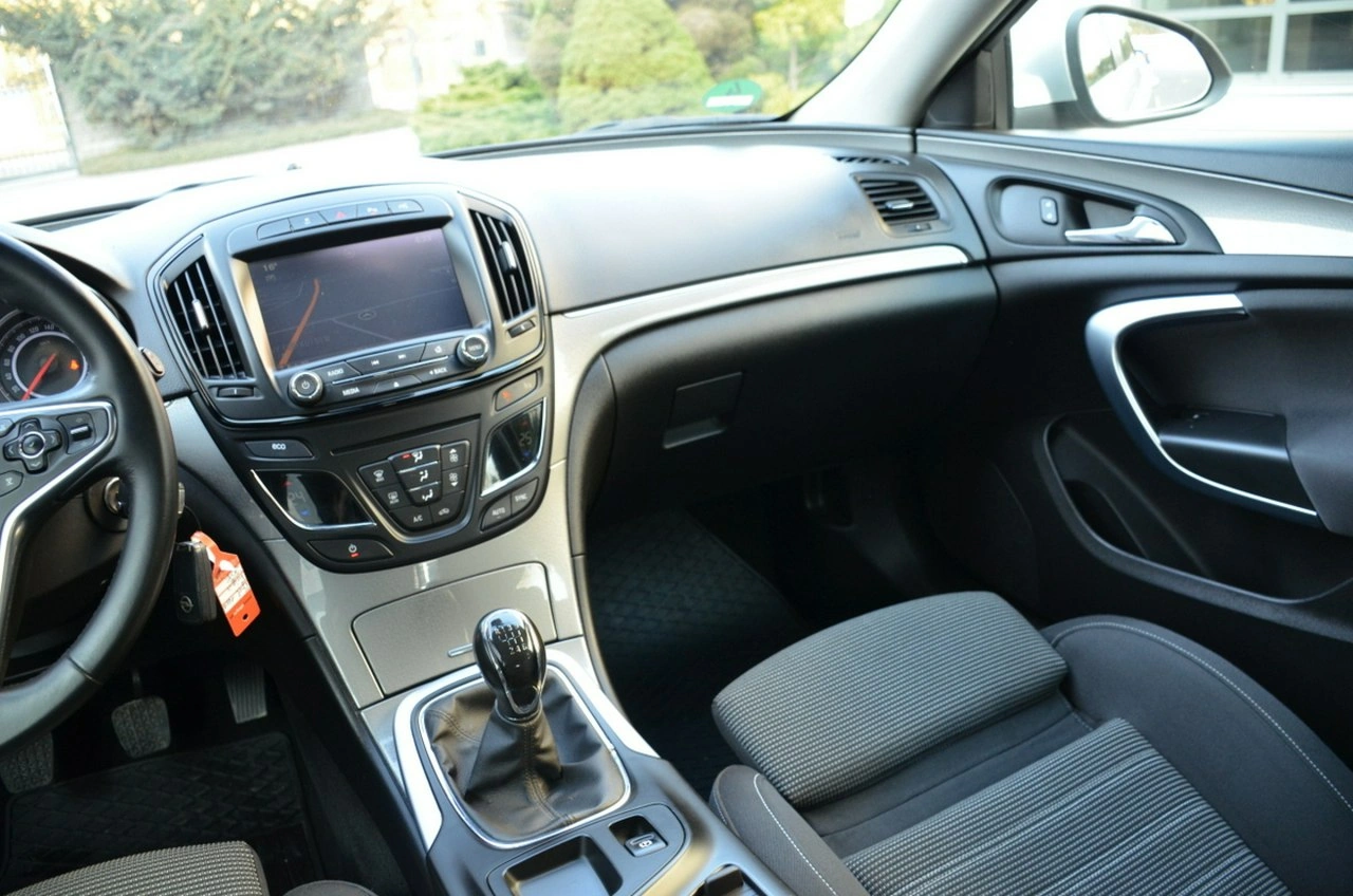 Opel Insignia - Zdjęcie 28