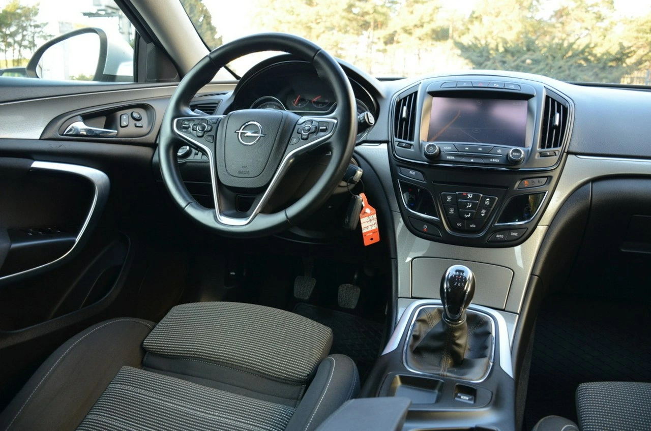 Opel Insignia - Zdjęcie 29