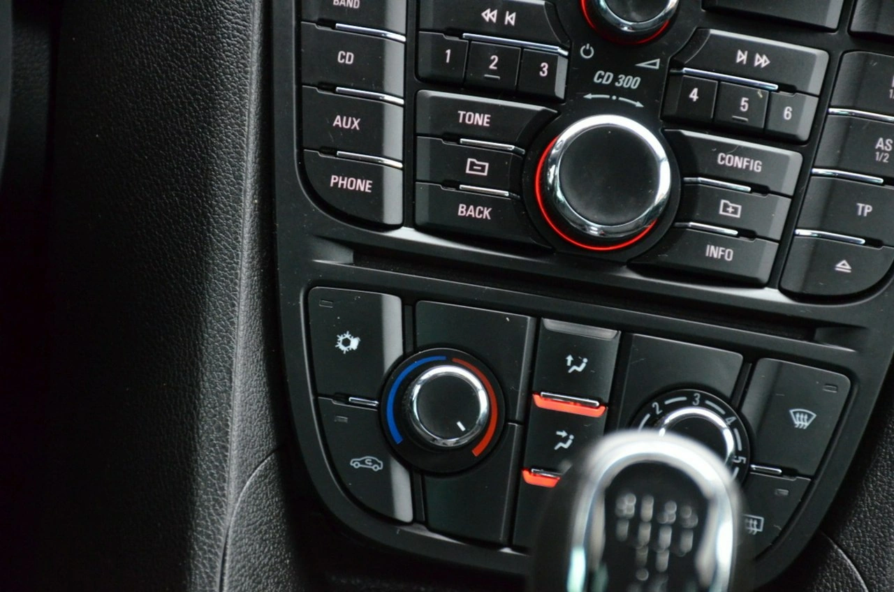 Opel Meriva - Zdjęcie 32