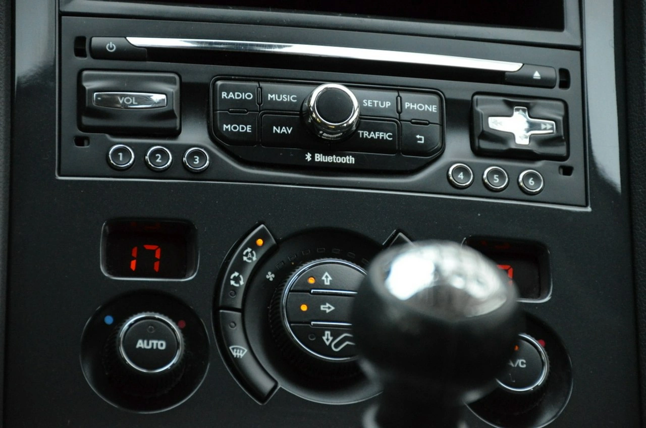 Peugeot 5008 - Zdjęcie 35