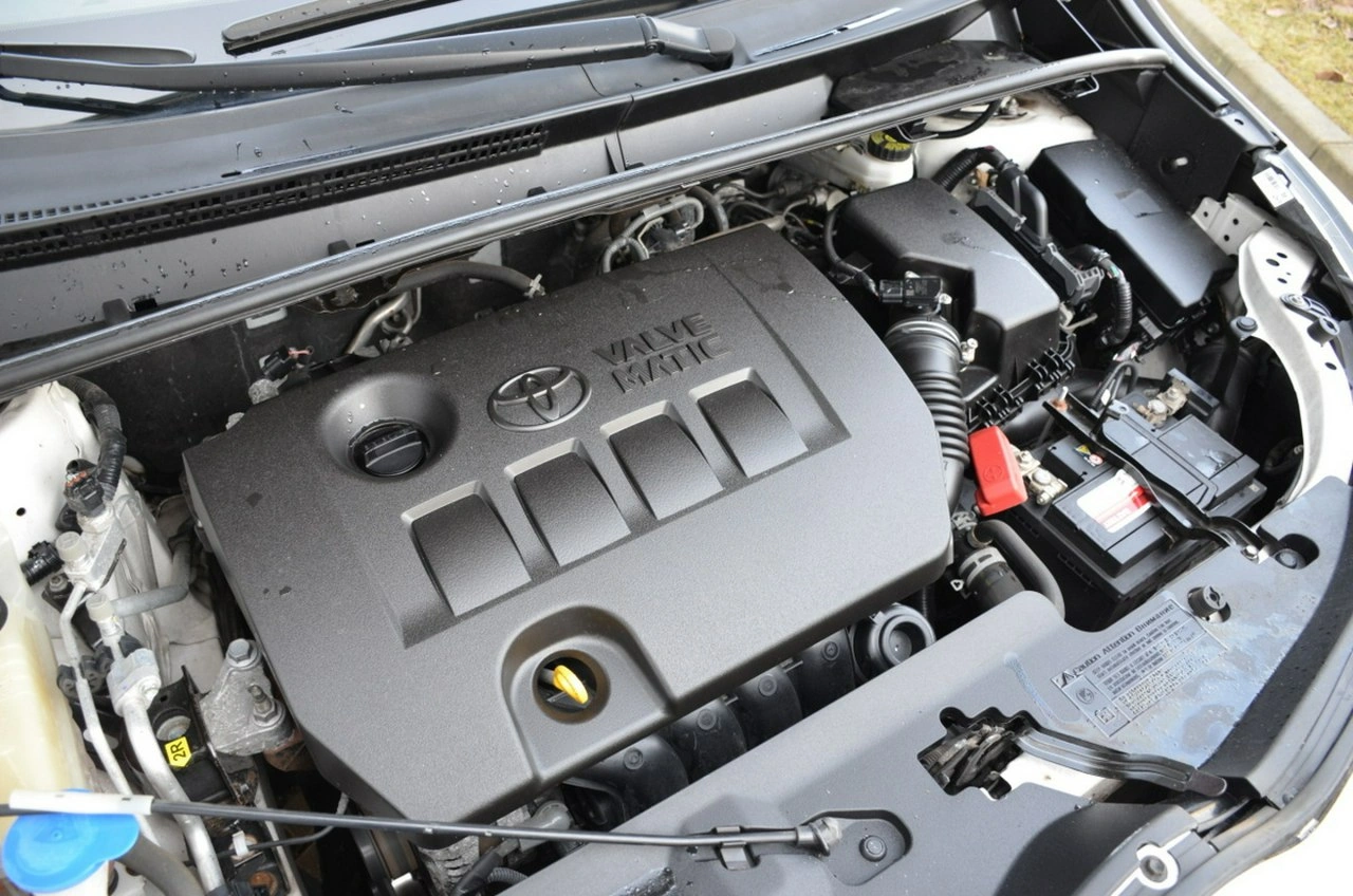 Toyota Verso - Zdjęcie 18