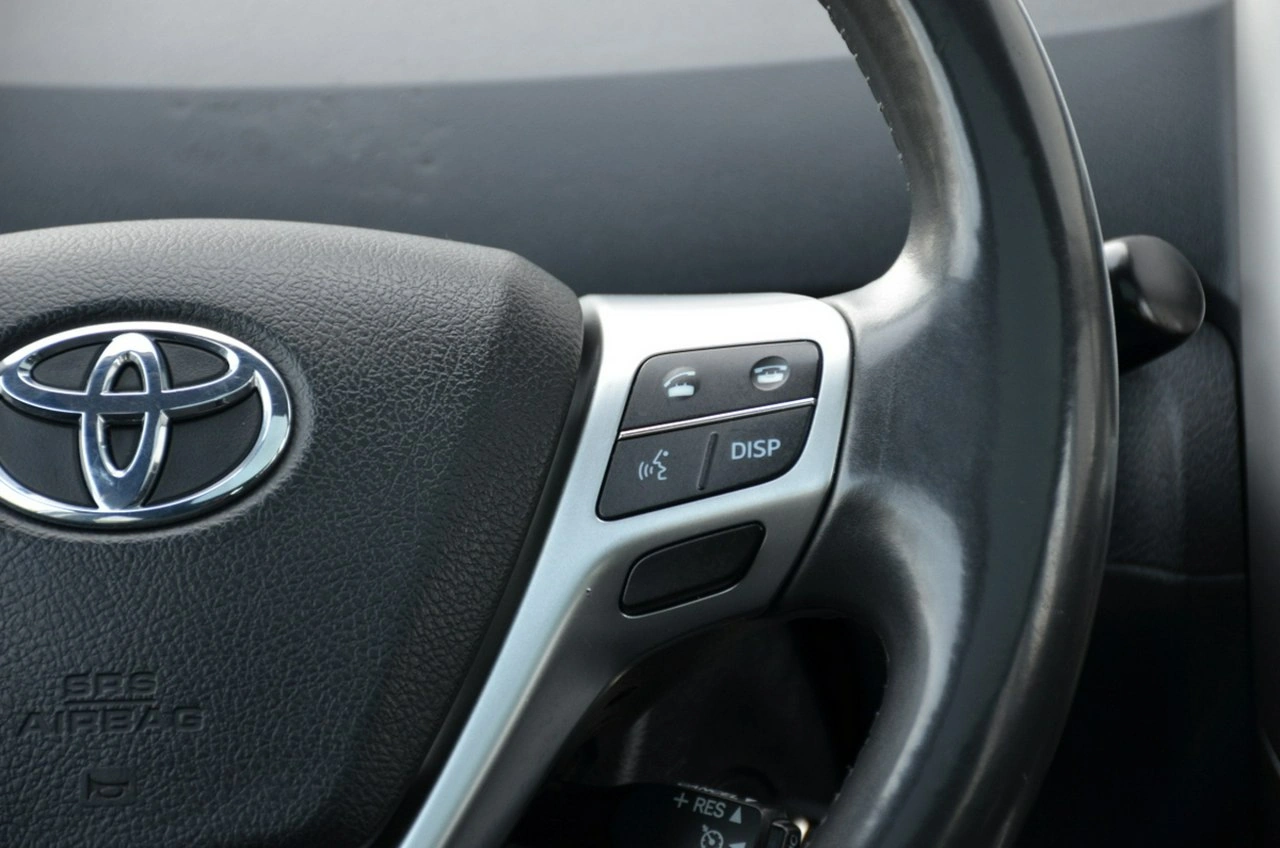 Toyota Verso - Zdjęcie 34