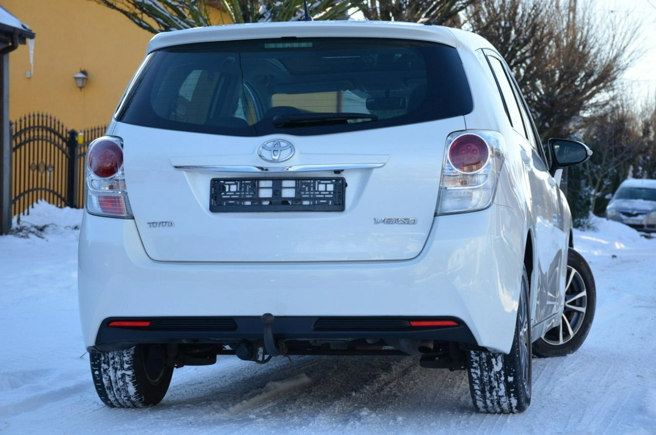 Toyota Verso - Zdjęcie 4