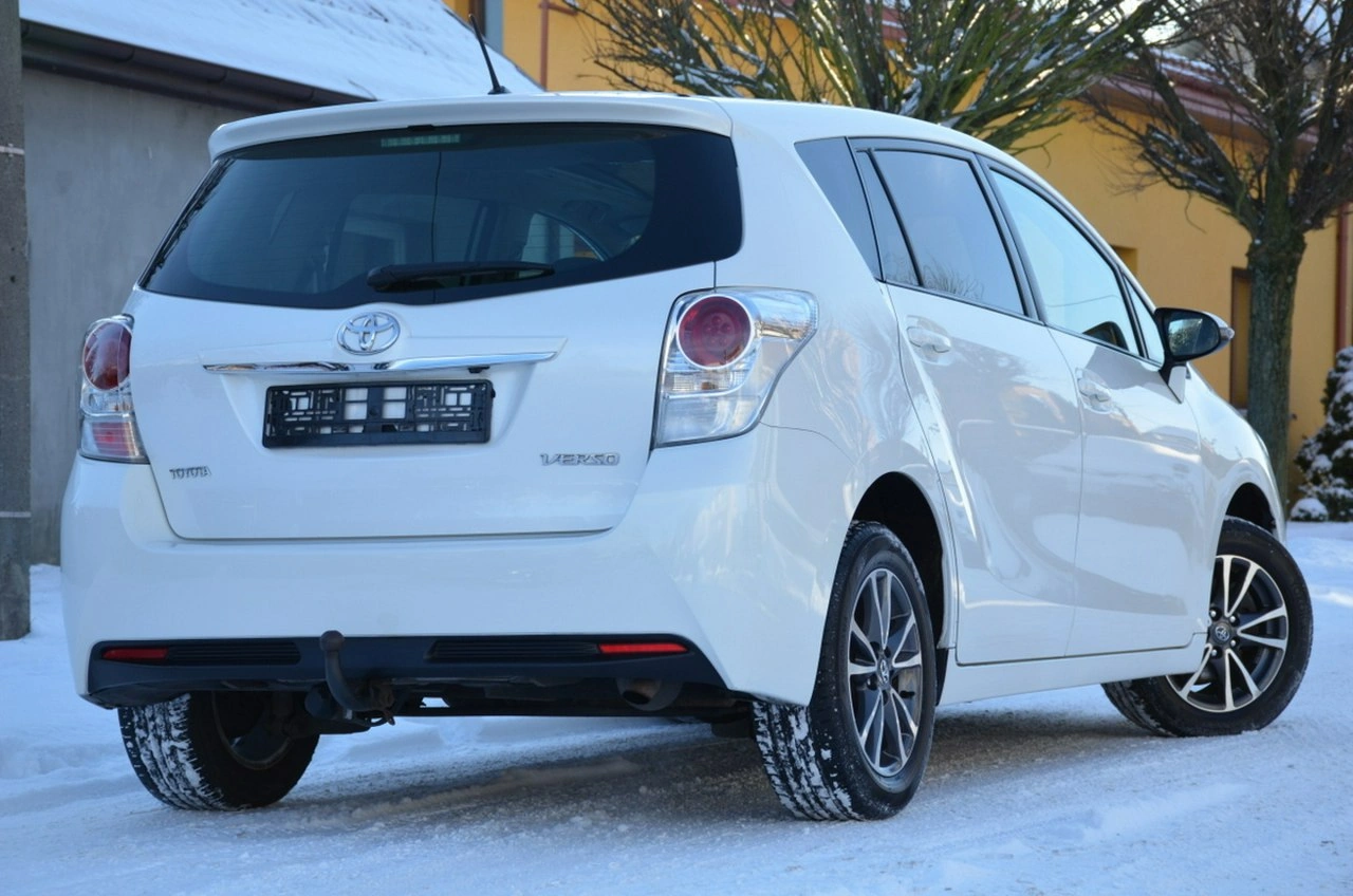 Toyota Verso - Zdjęcie 5