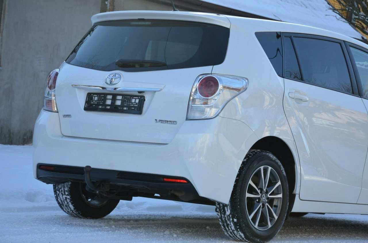 Toyota Verso - Zdjęcie 7