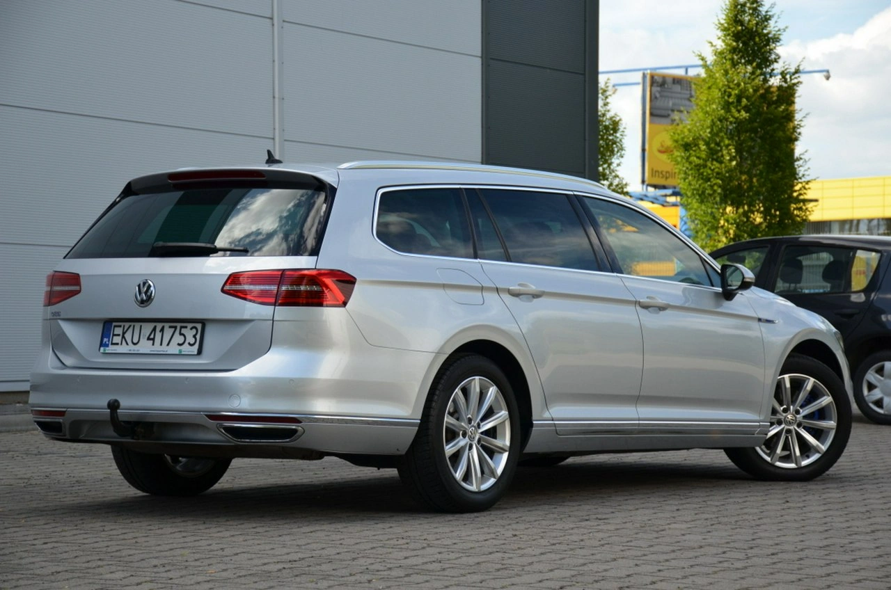 Volkswagen Passat - Zdjęcie 9