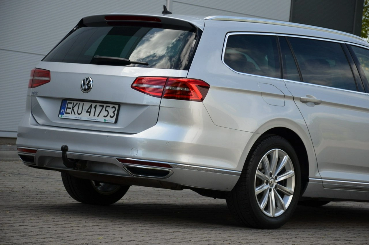 Volkswagen Passat - Zdjęcie 10