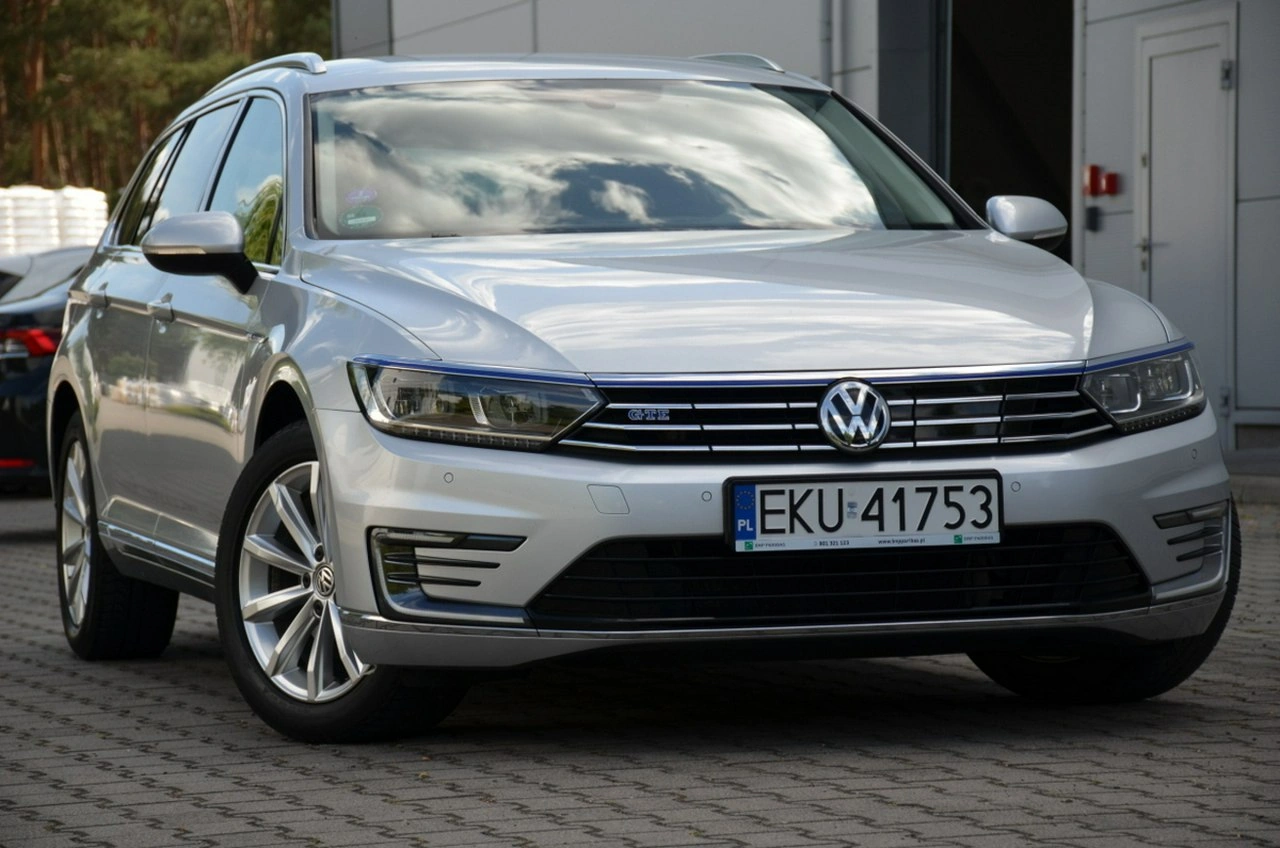 Volkswagen Passat - Zdjęcie 11
