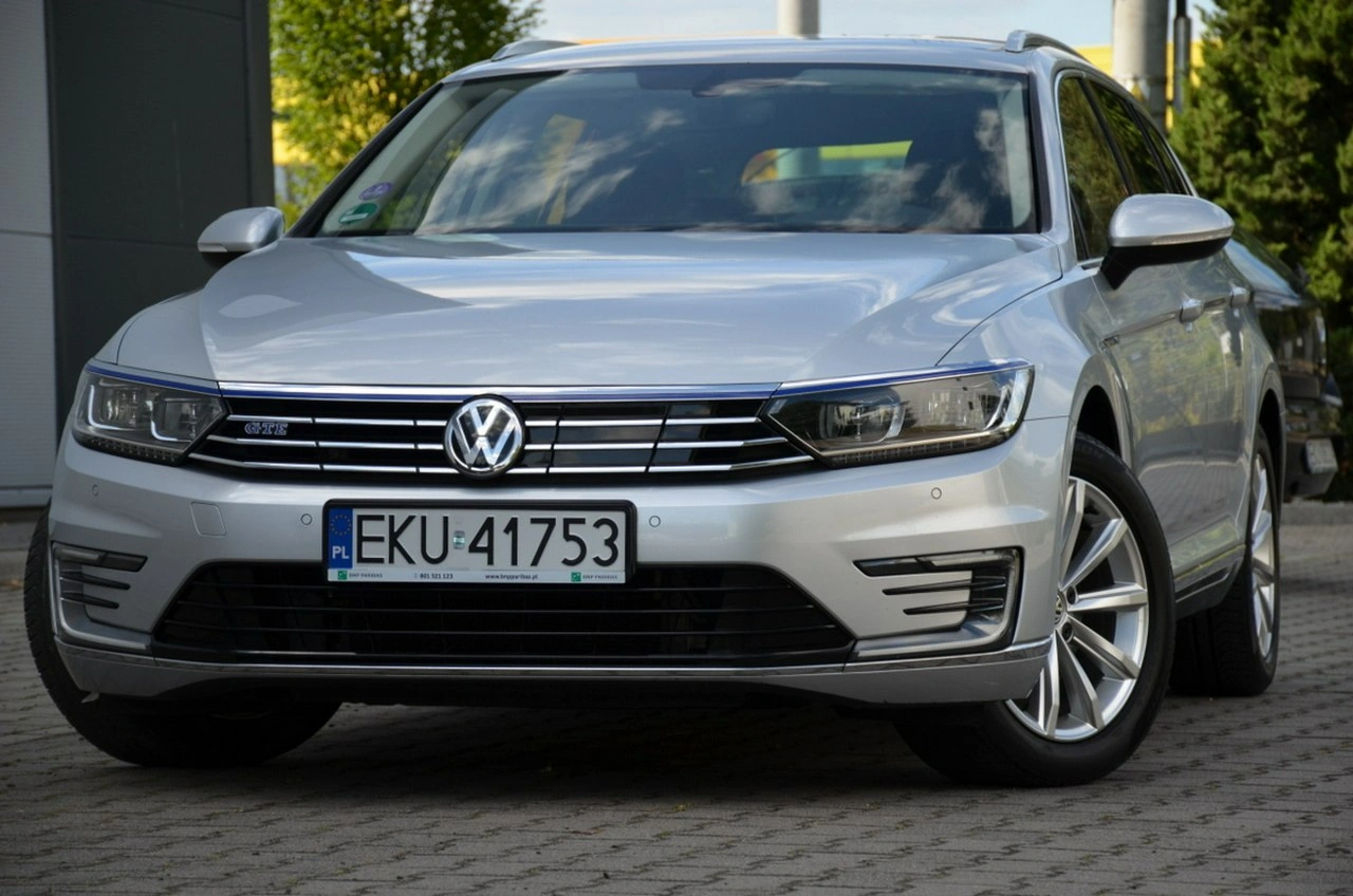 Volkswagen Passat - Główne zdjęcie