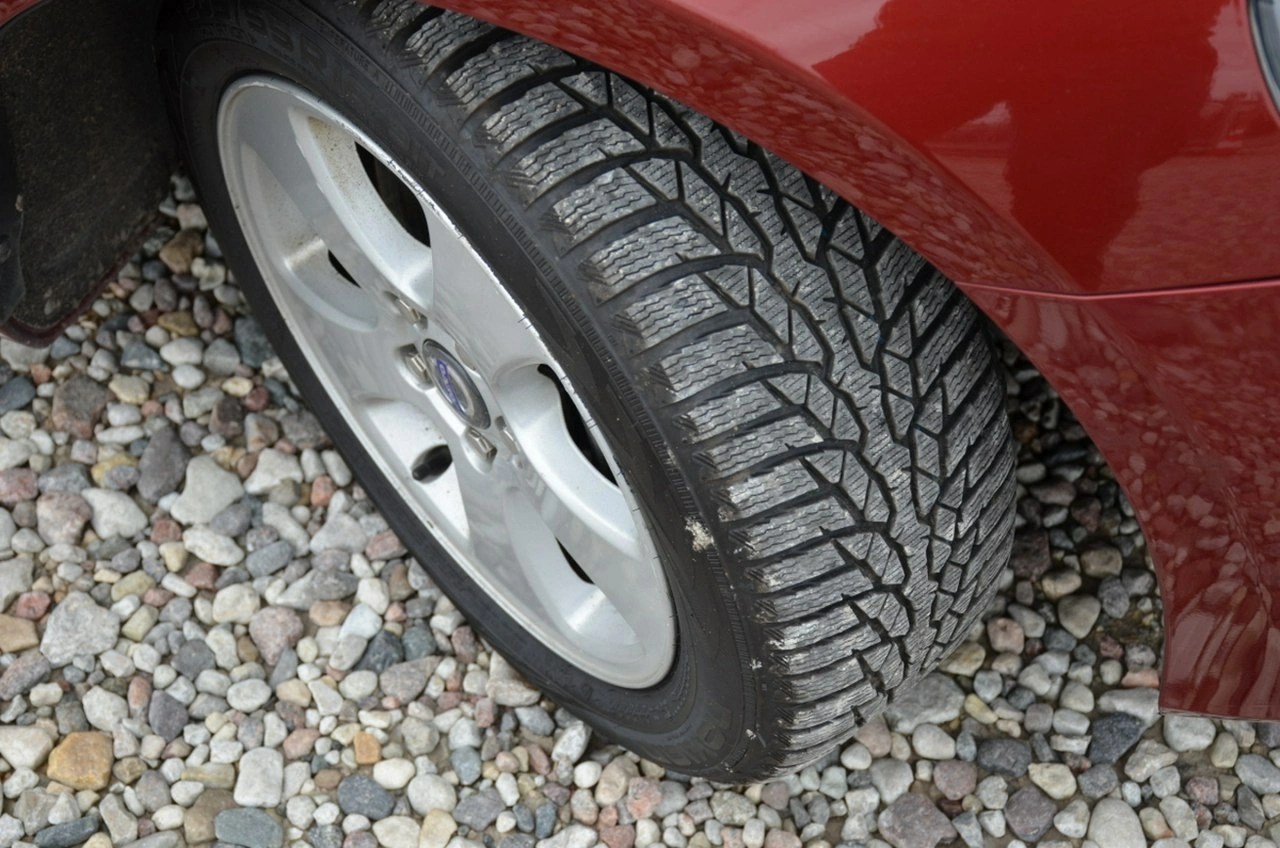 Volvo V40 - Zdjęcie 17