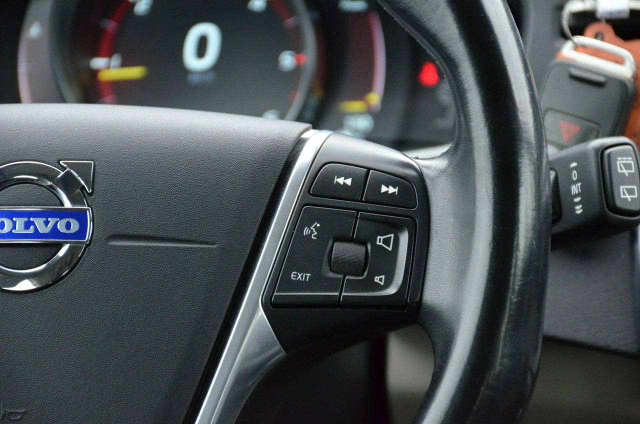 Volvo V40 - Zdjęcie 32