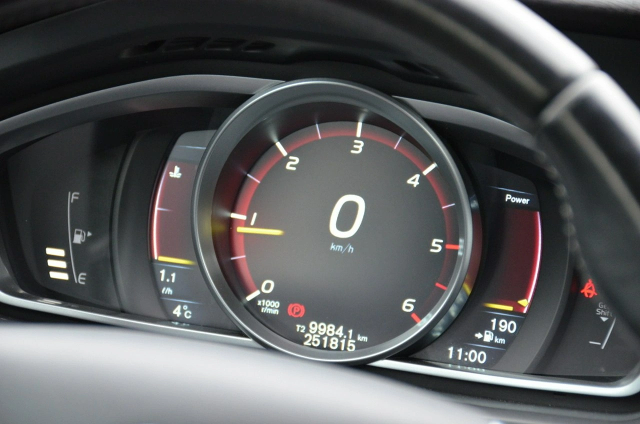 Volvo V40 - Zdjęcie 33