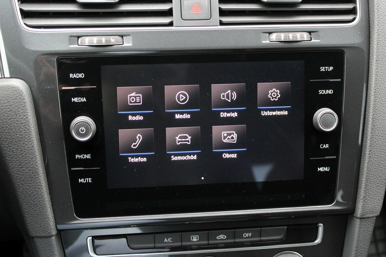 Volkswagen Golf - Zdjęcie 20