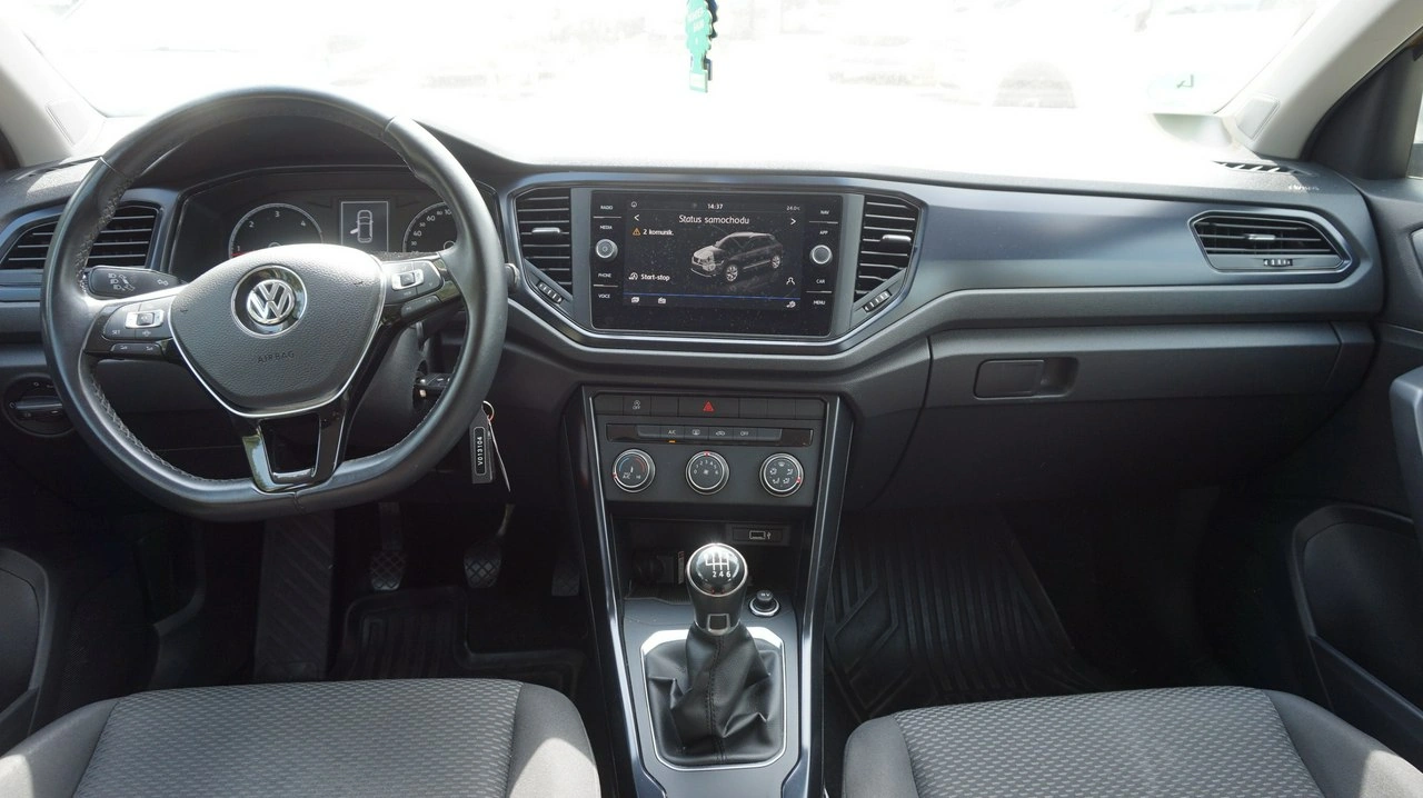 Volkswagen T-Roc - Zdjęcie 9