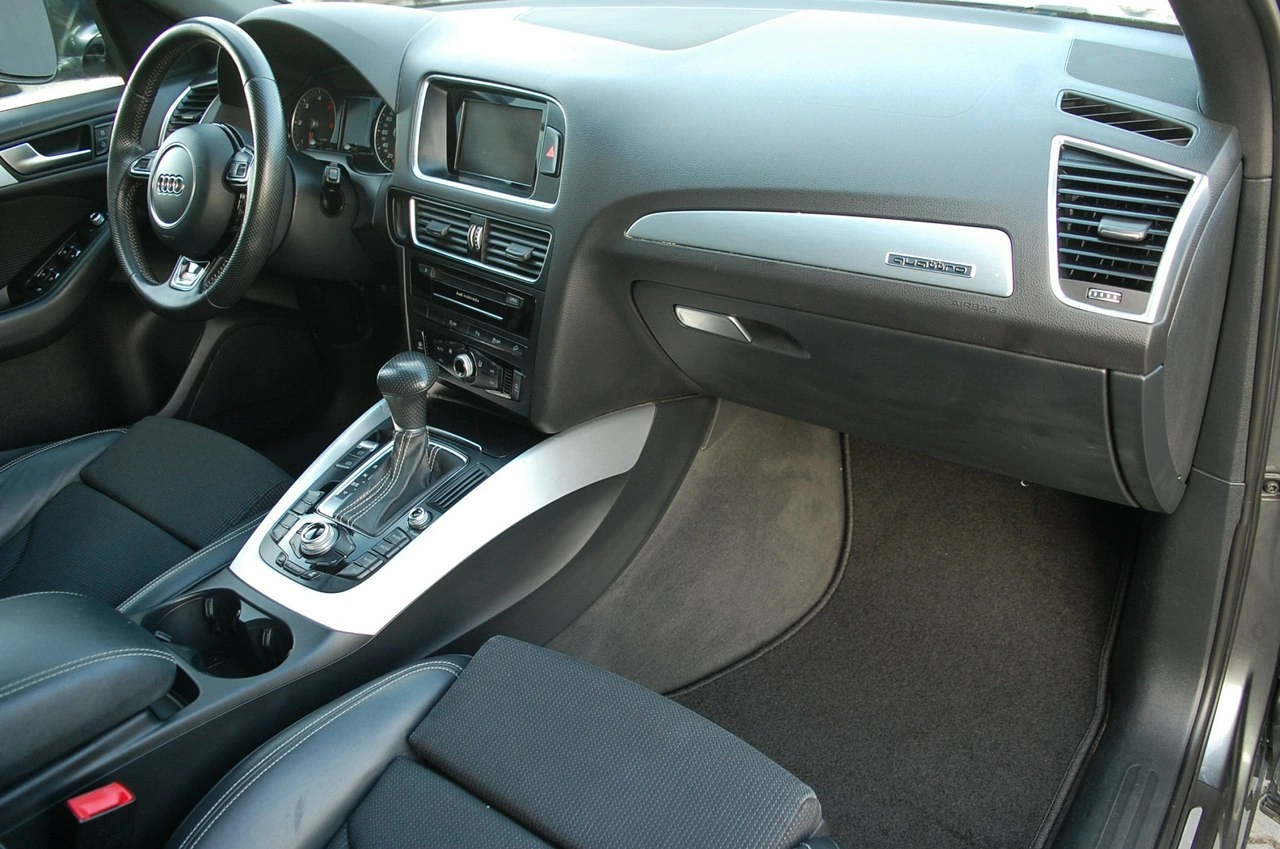 Audi Q5 - Zdjęcie 24