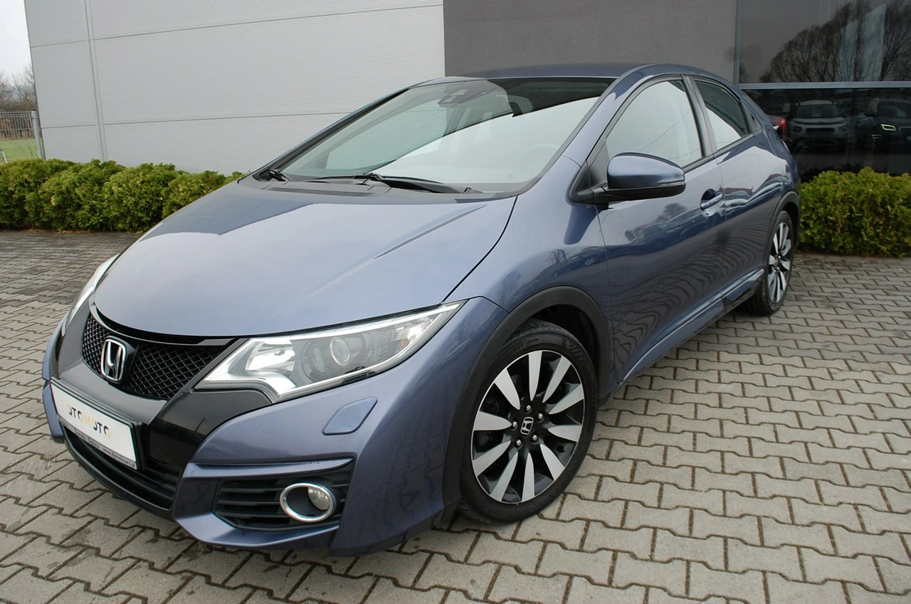 Honda Civic - Zdjęcie 10