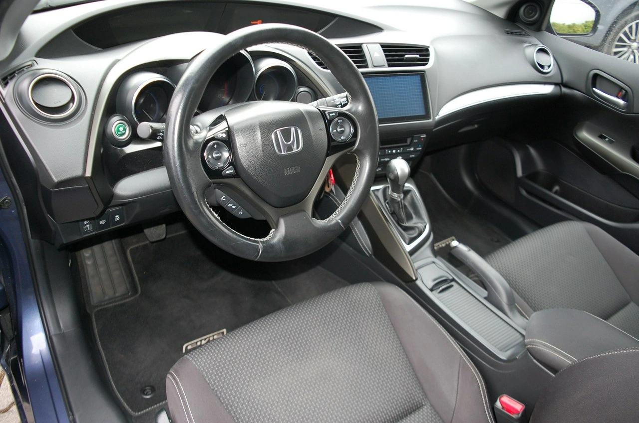 Honda Civic - Zdjęcie 21