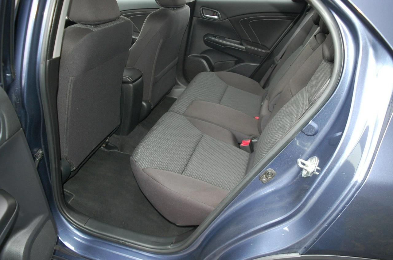 Honda Civic - Zdjęcie 25