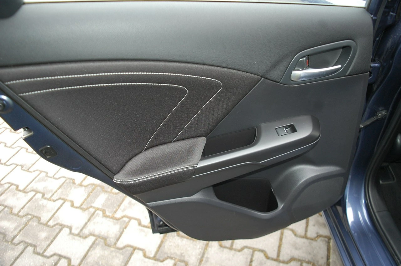 Honda Civic - Zdjęcie 28