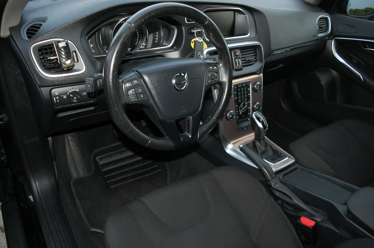 Volvo V40 Cross Country - Zdjęcie 21